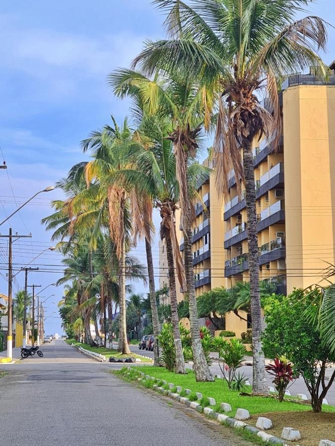 Ap 1! Super Aconchegante, Apenas 250 Metros Da Praia Da Enseada! 과루자 외부 사진